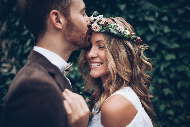 barba para noivos - retoque final no dia do casamento