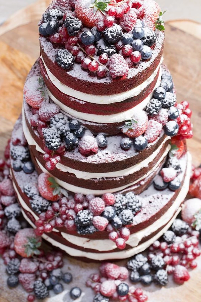 bolo de casamento vermelho e branco
