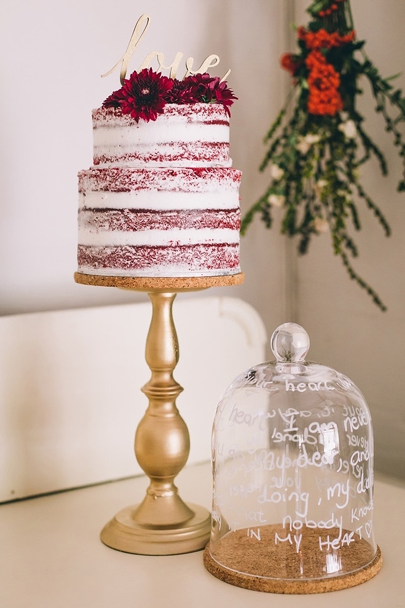 bolo de casamento vermelho e branco