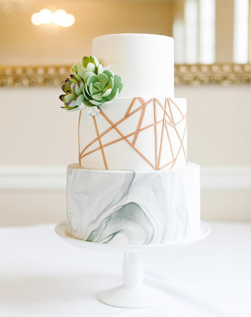 bolo de casamento branco