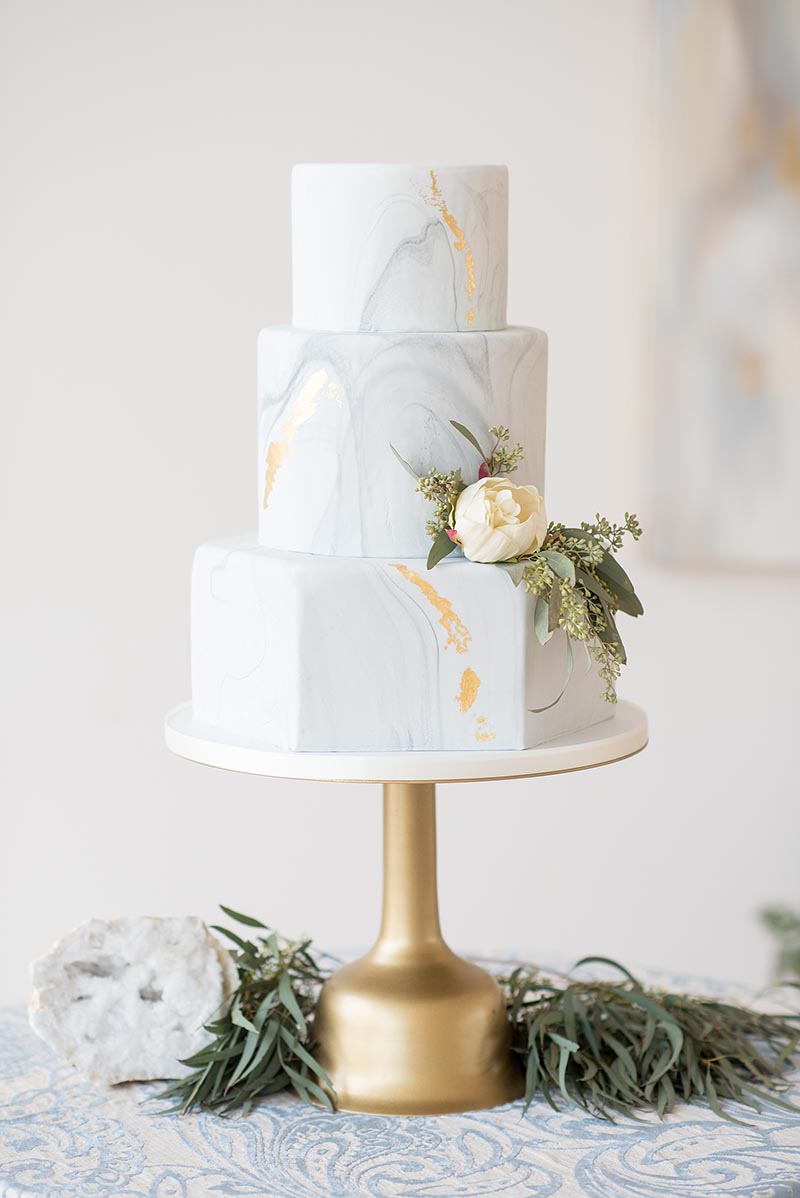 bolo de casamento branco 