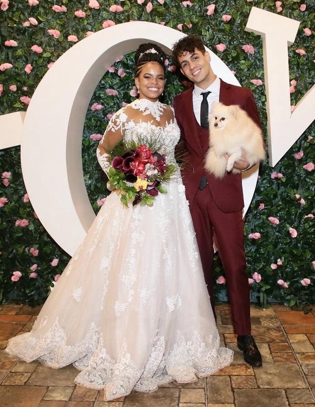 Vestido princesa de Jeniffer Nascimento no casamento com Jean Amorim