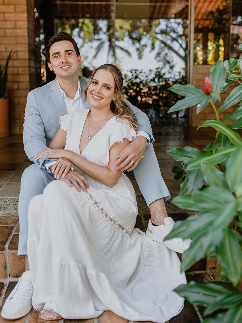 Vestido de noiva simples usado por Morgana em seu casamento real