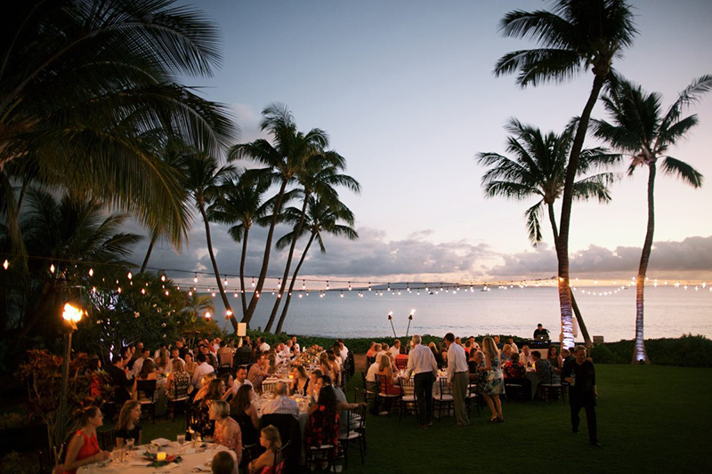 Casamento no verão: estrutura e cobertura transparente