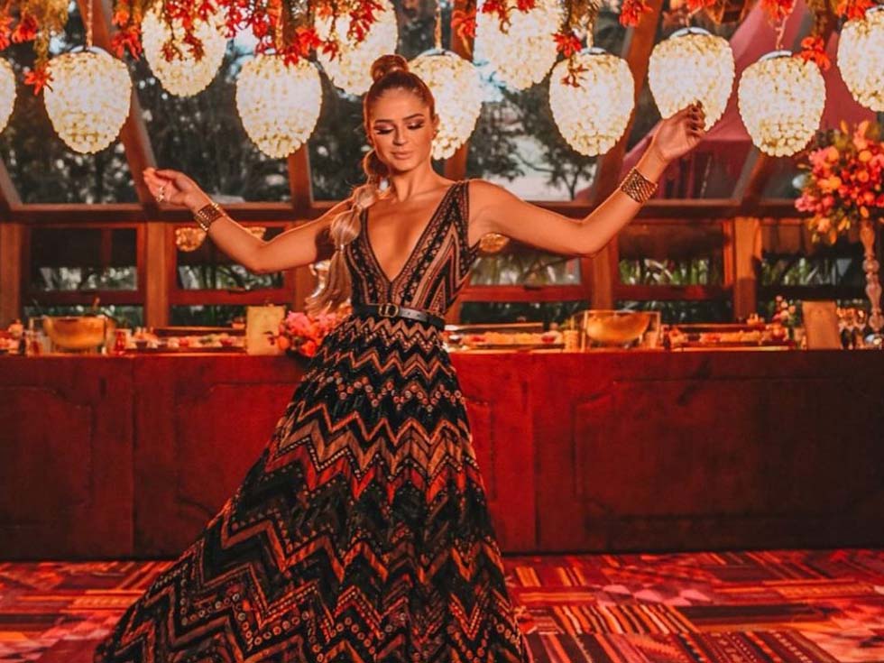 ||||||||||||||||||||Thássia Naves|