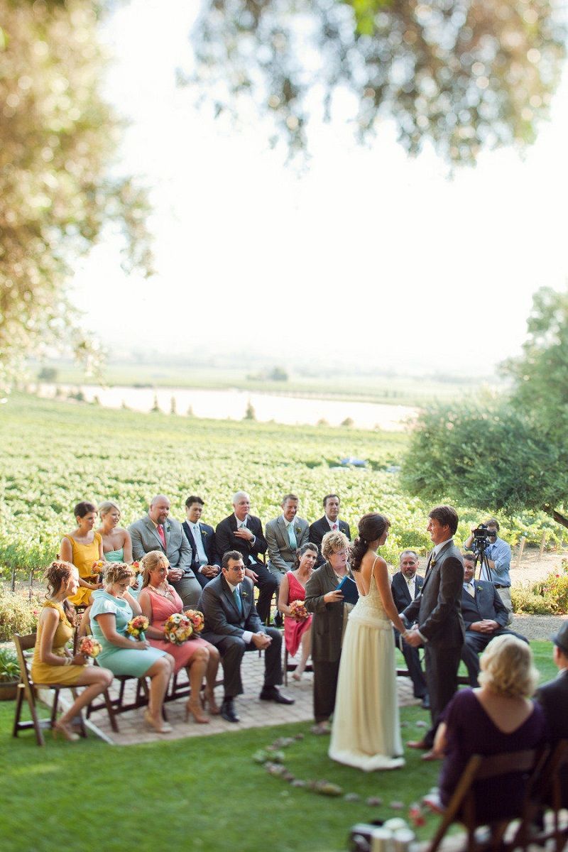convidados-reunidos-em-casamento
