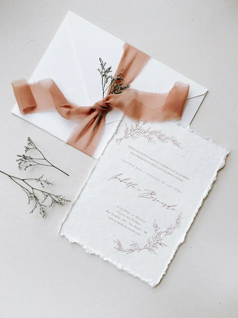 convite de casamento papel algodão