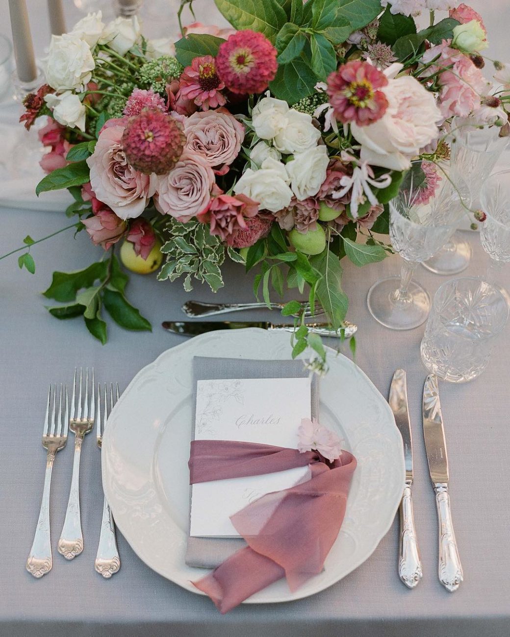 inspiração de cores para casamento em tons suaves