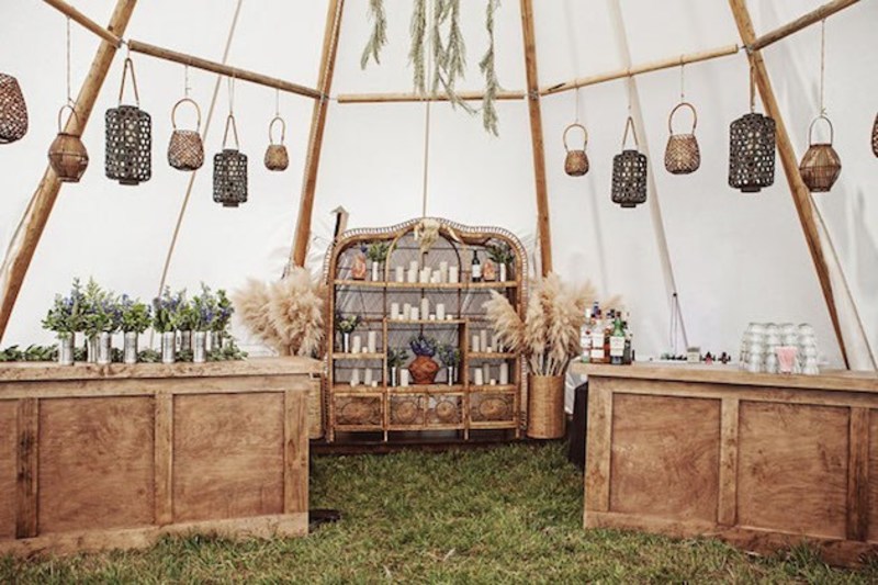 decoração de casamento com capim dos pampas