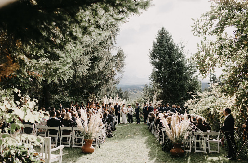 decoração de casamento com capim dos pampas