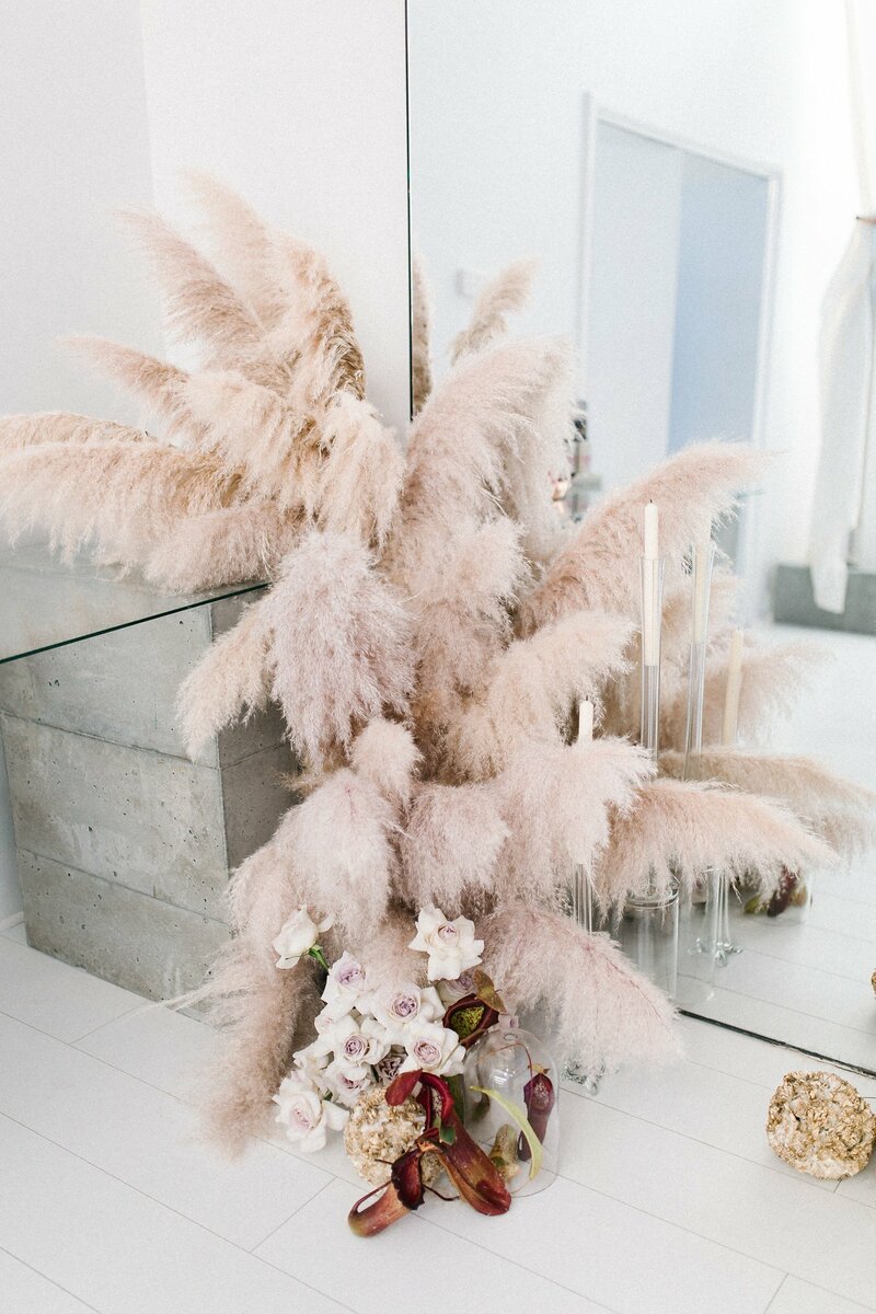 decoração de casamento com capim dos pampas