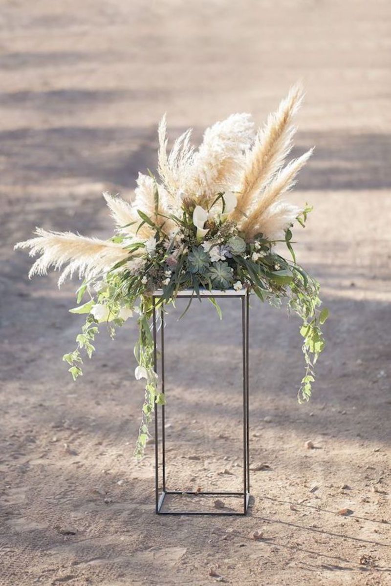 decoração de casamento com capim dos pampas