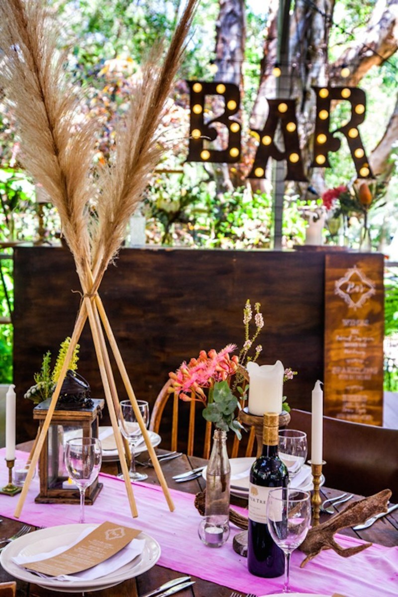 decoração de casamento com capim dos pampas