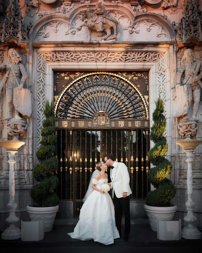 destination wedding na Califórnia no Castelo Hearst com jardins e piscina