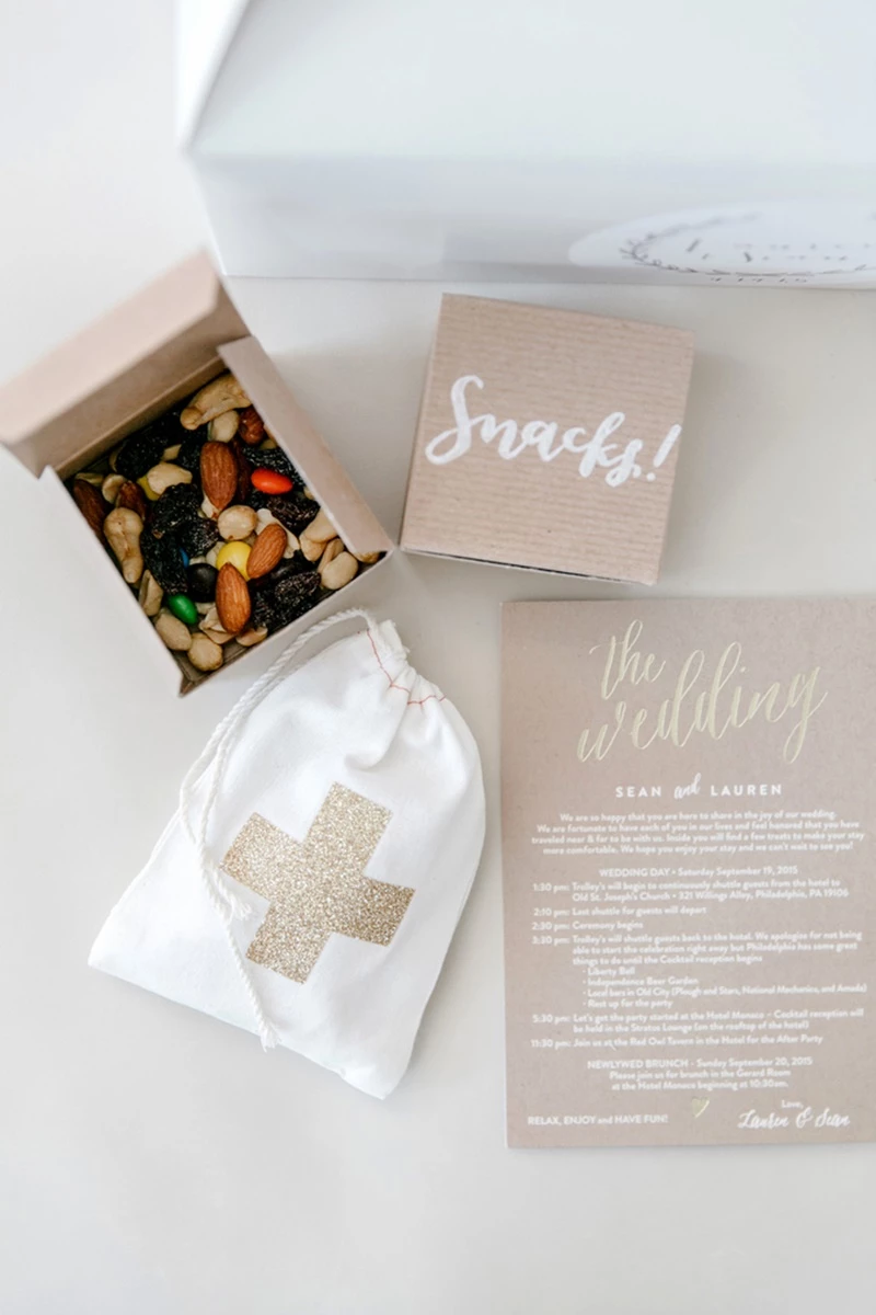 lembrancinha com snacks para o dia seguinte