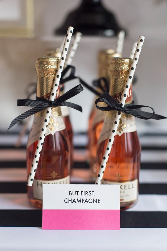 mini espumante lembrancinha chá de lingerie