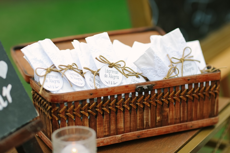 Lembrancinhas de casamento simples.