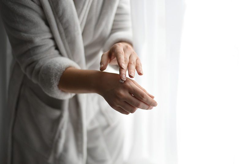 passo a passo maquiagem para pele sensível