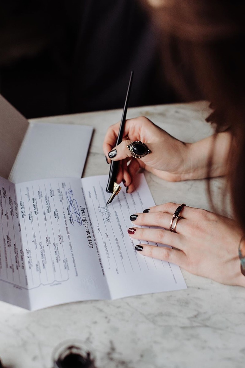 manter nome de solteira após o casamento