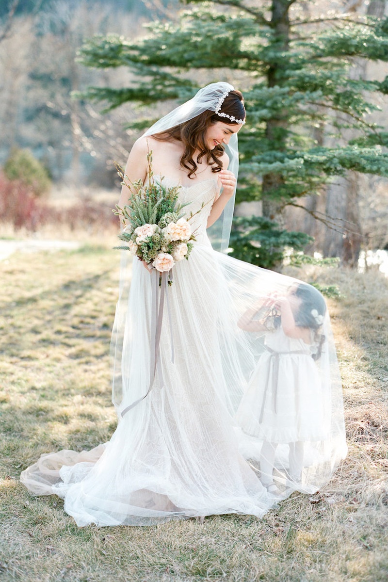 penteados para daminhas com tiara