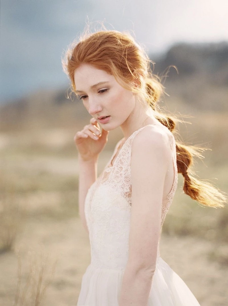 penteados para noivas ruivas com rabo de cavalo despojado