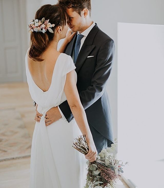 penteado para noiva rabo de cavalo com volume no topo