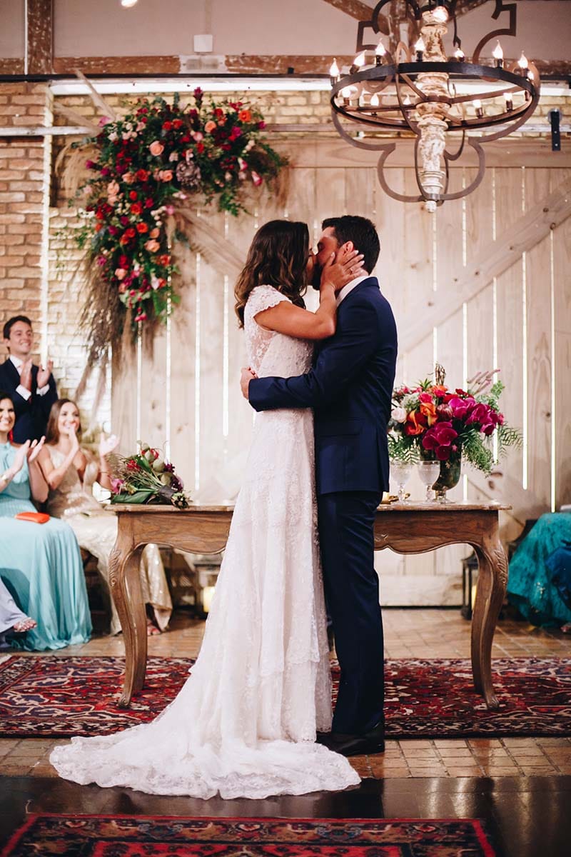 roberta e felipe celeiro quintal