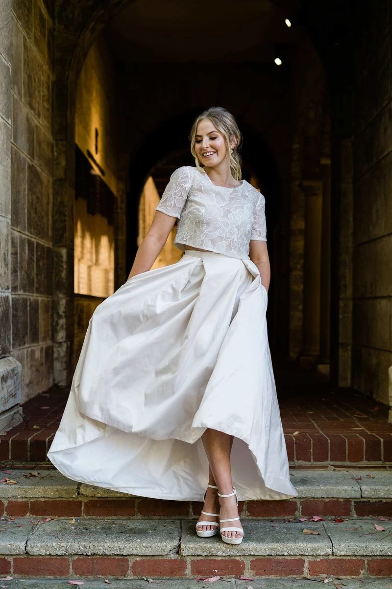 saia-e-blusa-para-casamento