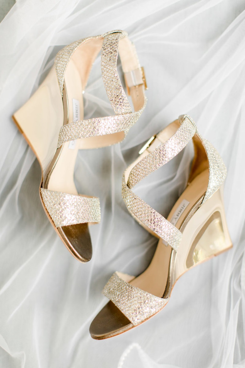 sapato para casamento no campo