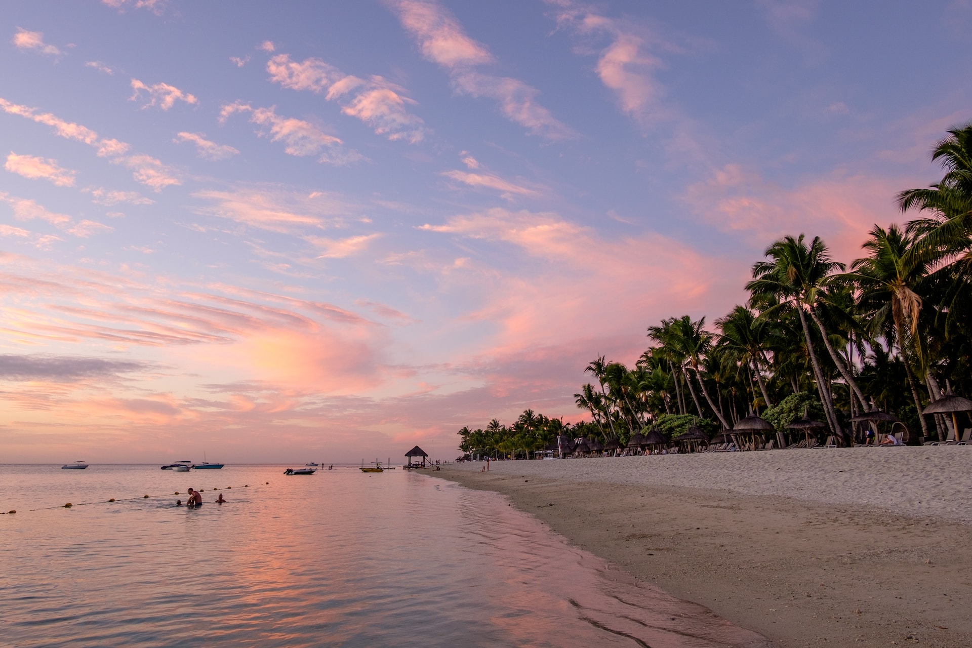 Praia em Le Morne nas Ilhas Maurício para lua de mel