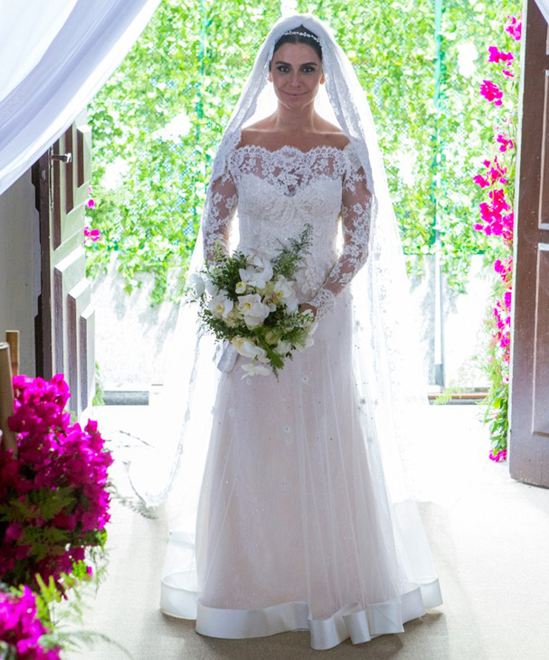 vestido de noiva das novelas Sol Nascente mangas longas