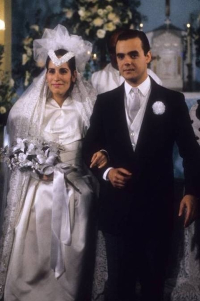 vestido de noiva das novelas Vale Tudo mangas bufantes