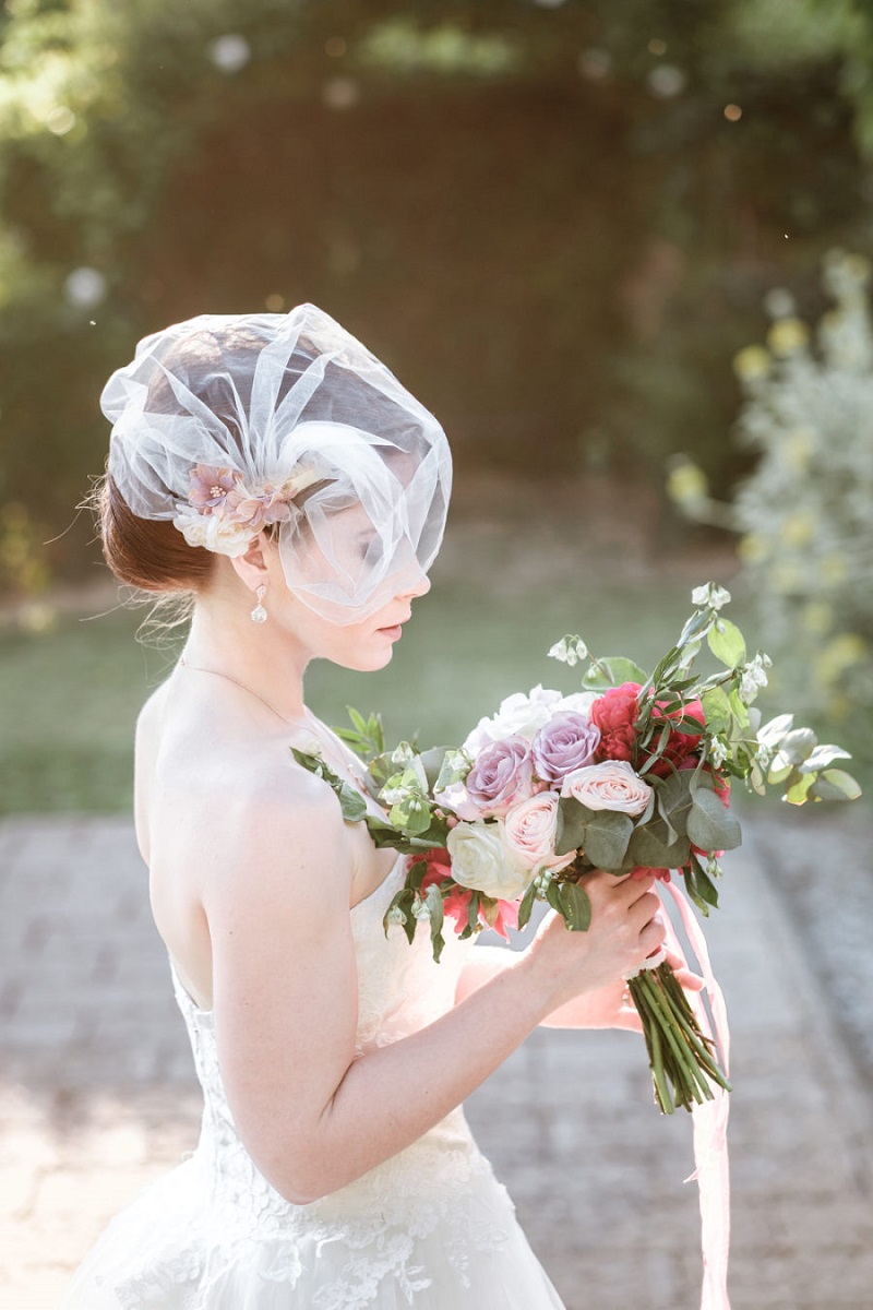 voilette curto com estilo vintage